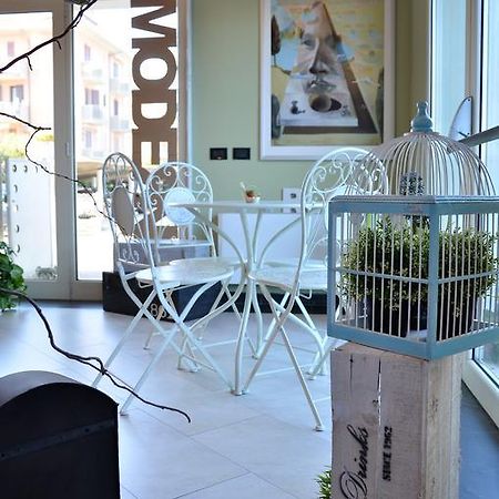 Residence Moderno 리도 디 사비오 외부 사진