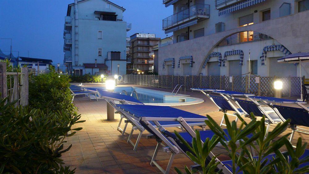 Residence Moderno 리도 디 사비오 외부 사진