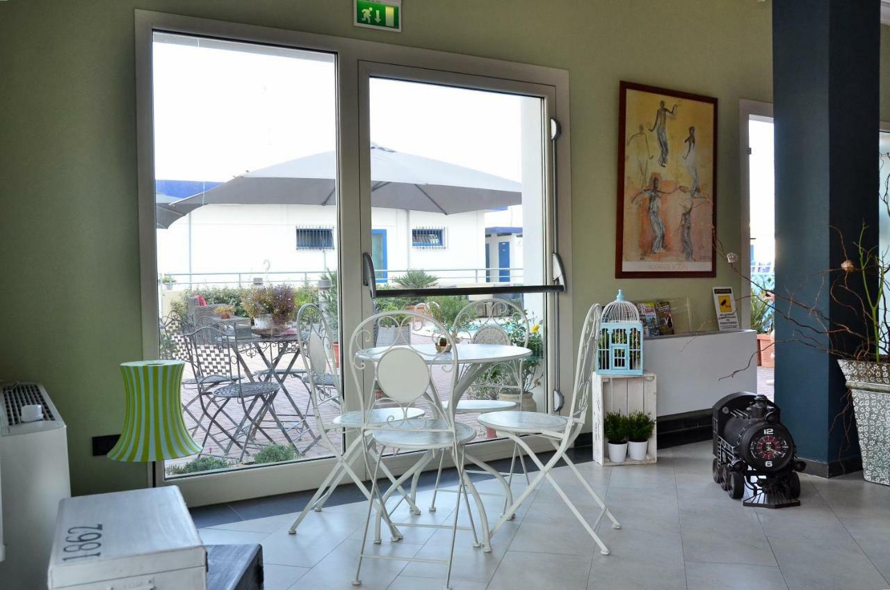 Residence Moderno 리도 디 사비오 외부 사진